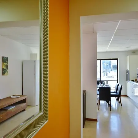 City Living Tk 2 Rm 3. * سانت جوليان